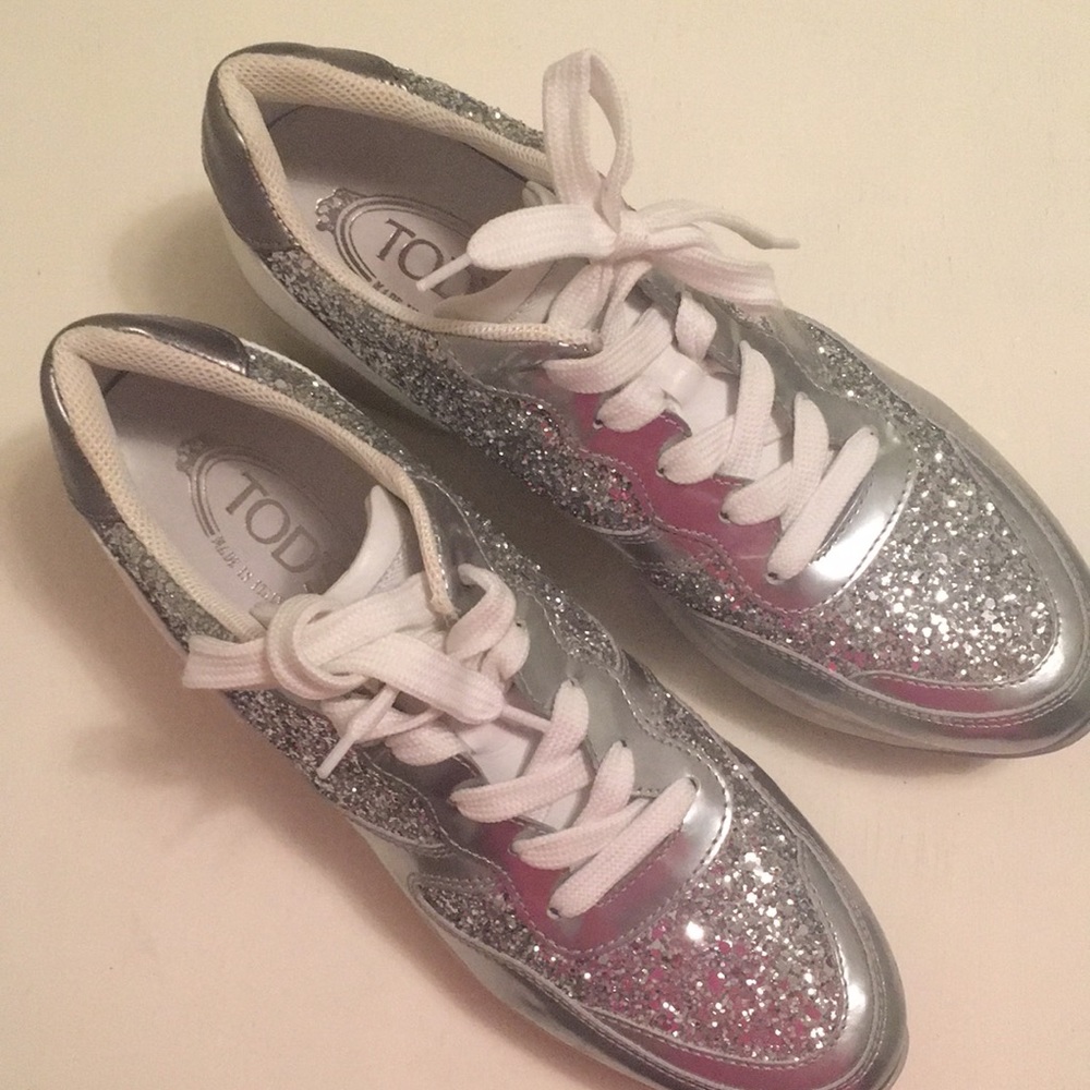 TOD’S Women’s silver and grey leather and glitter sneaker size 38 Never worn